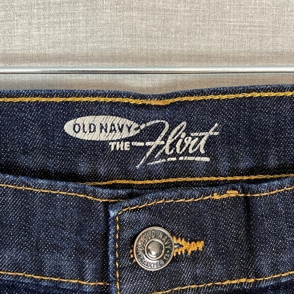 Old Navy The Flirt Jeans Sz 14 Long Boot Cut Dark Wash High Rise - Picture 6 of 7